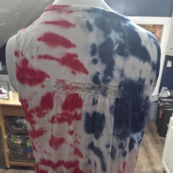 World Unity Red White and Blue Tank Size Small - Picture 4 of 5